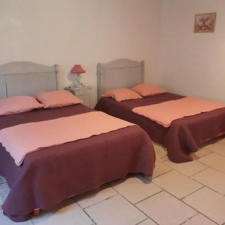 בית נופש Maison Typique Gasconne Ornezan