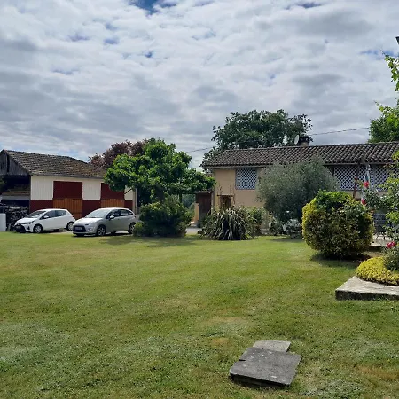 בית נופש Maison Typique Gasconne